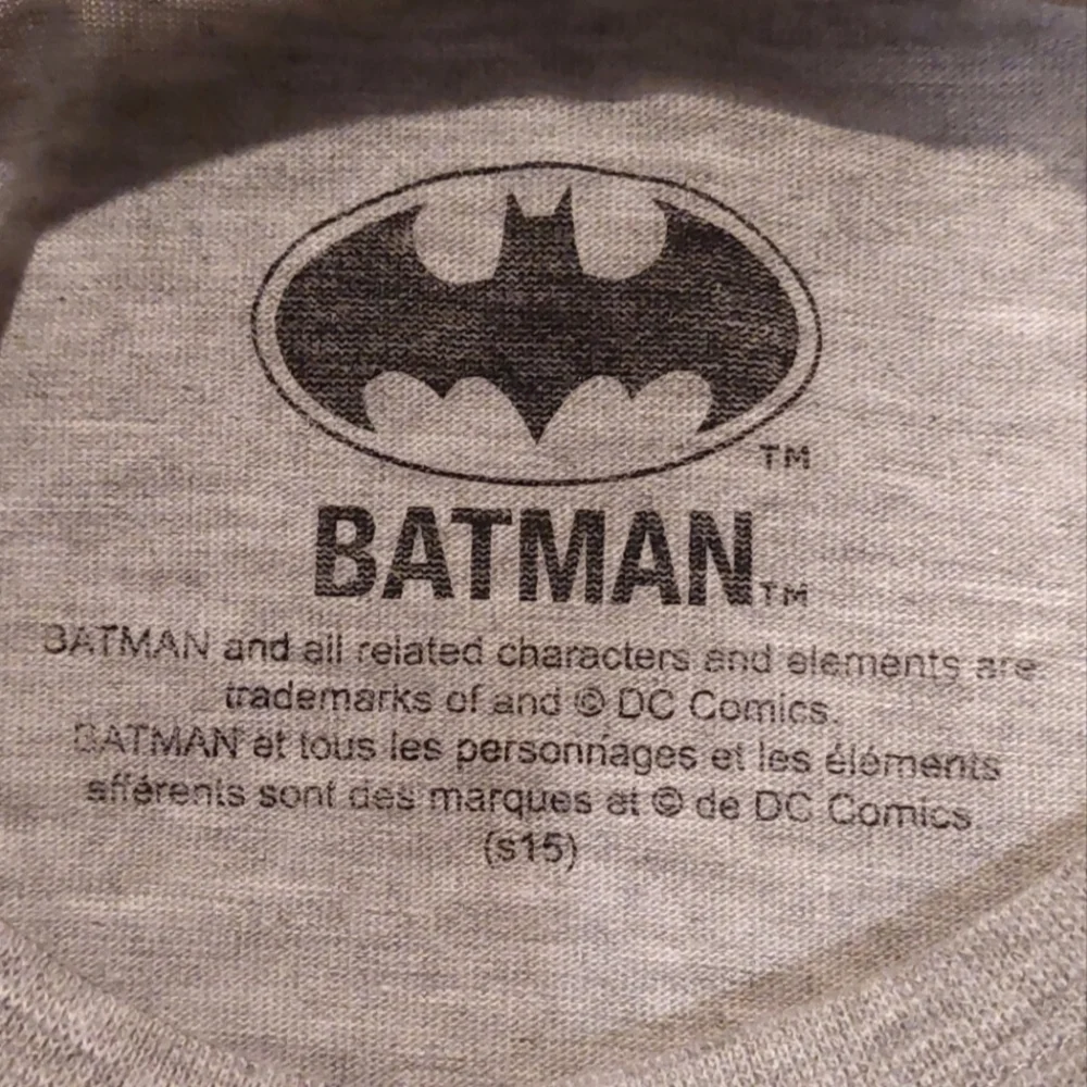 🔥SALE🔥 DC Comics Batman Girl's Grey Long Sleeved Tee NWT Size 5 - Picture 6 of 6